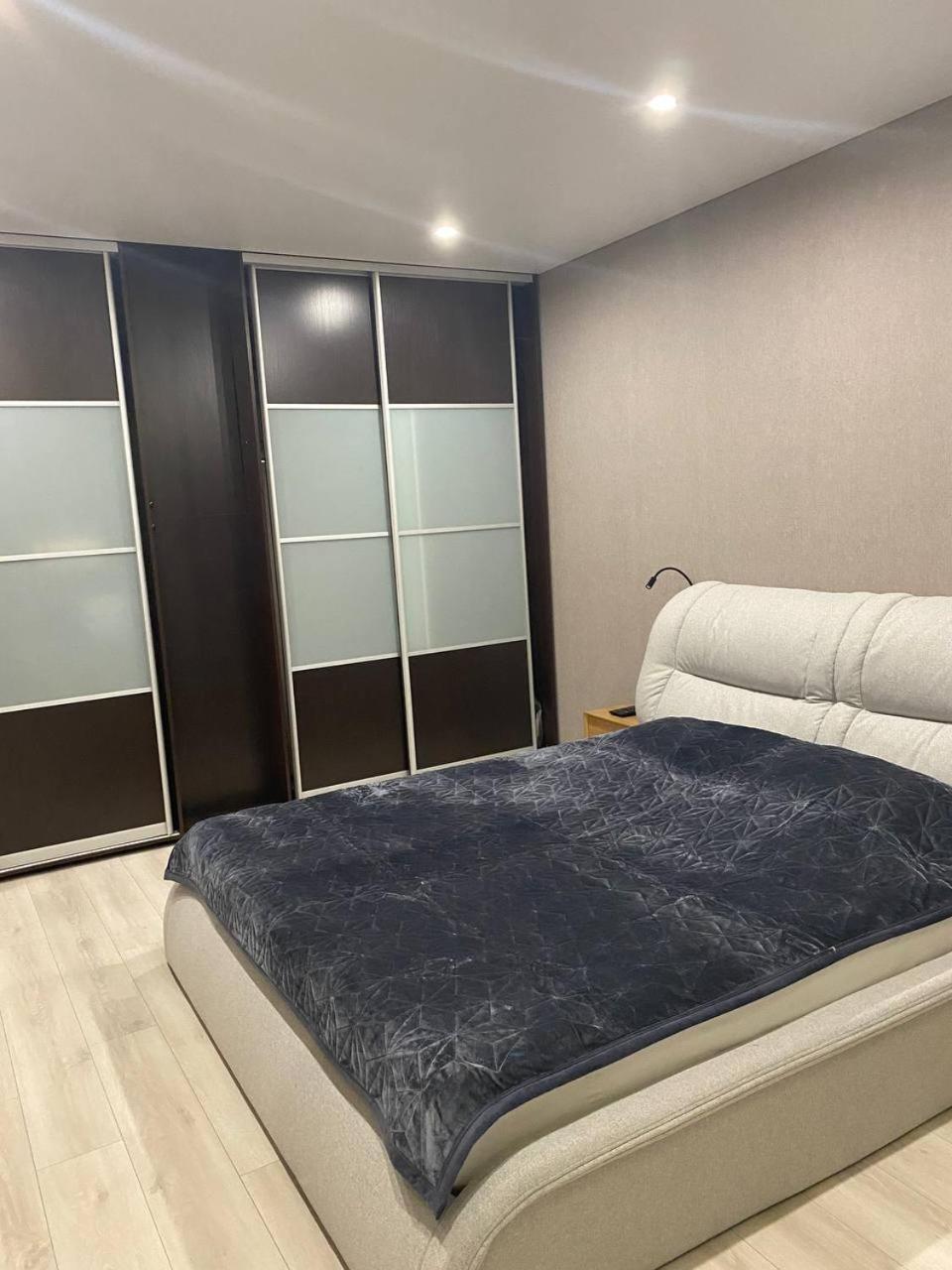 Apartpoltava Двокімнатні Апартаменти З Джакузі Біля Листопаду 외부 사진