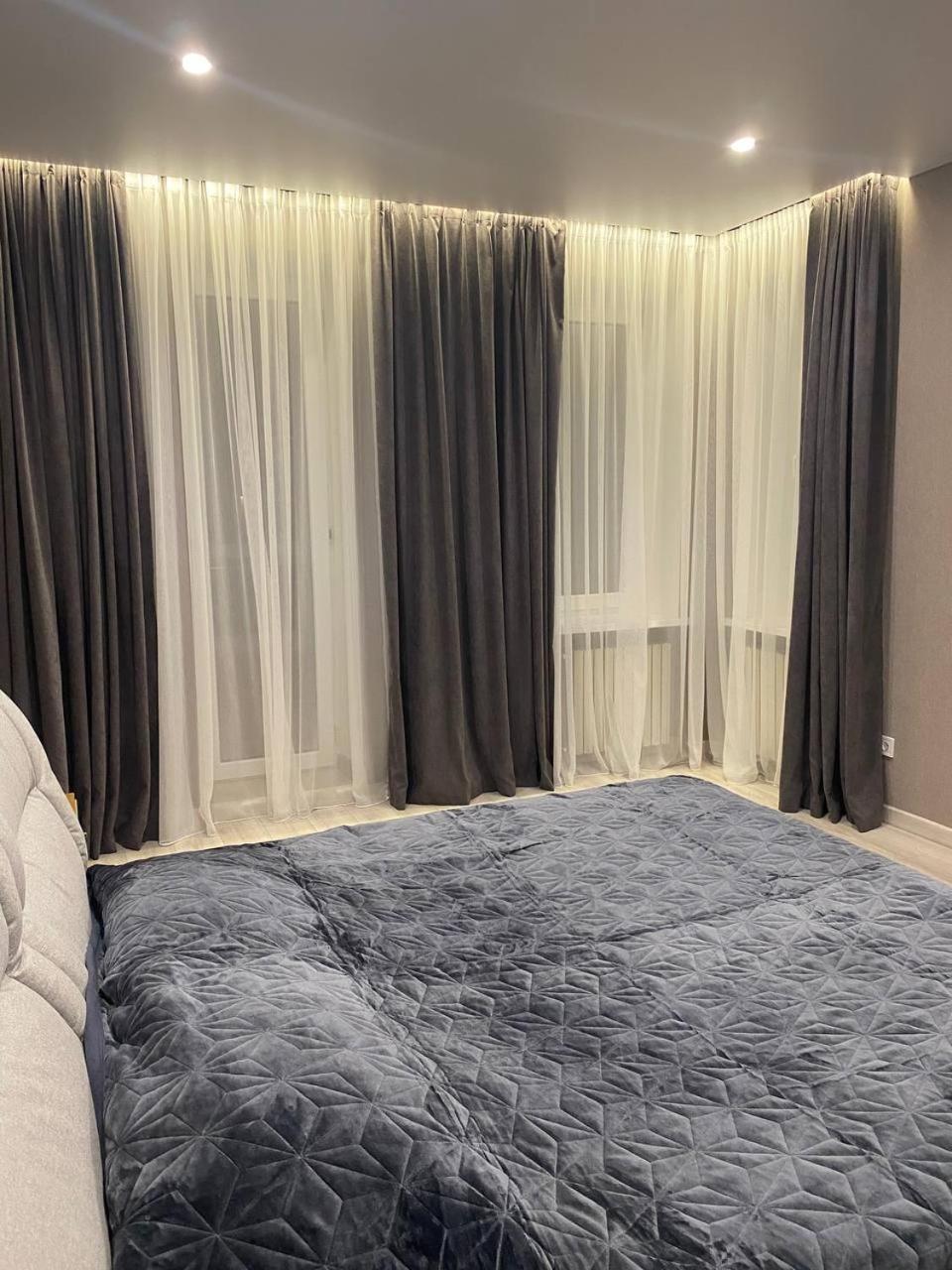 Apartpoltava Двокімнатні Апартаменти З Джакузі Біля Листопаду 외부 사진