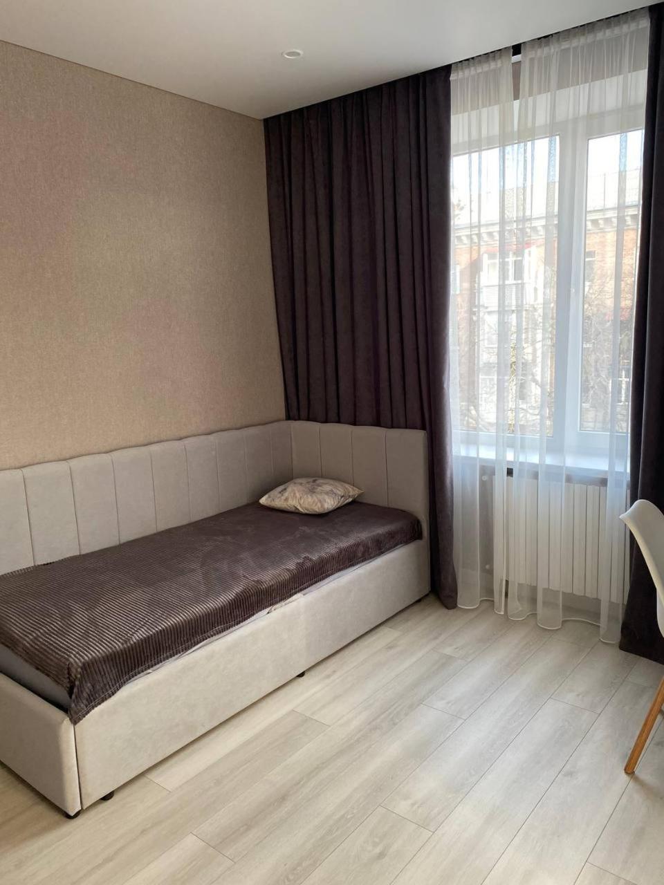 Apartpoltava Двокімнатні Апартаменти З Джакузі Біля Листопаду 외부 사진